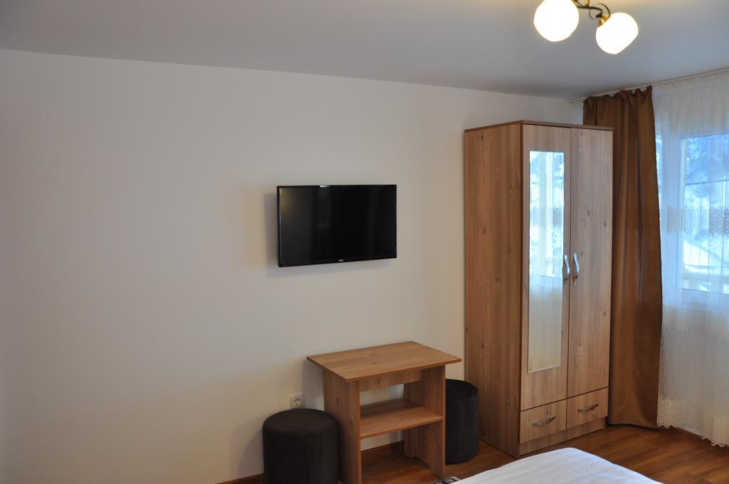 Pensiunea La Ionica Dîmbovicioara Extérieur photo