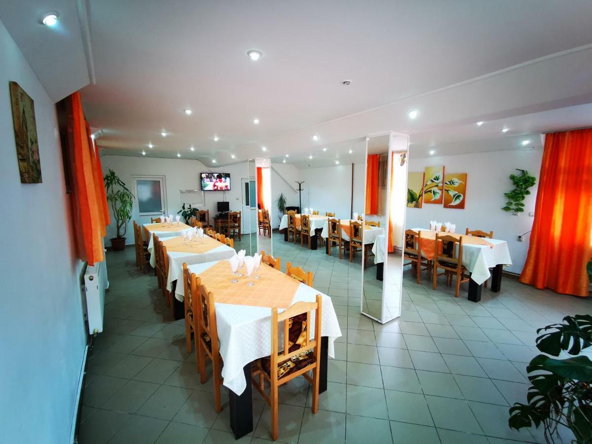 Pensiunea La Ionica Dîmbovicioara Extérieur photo